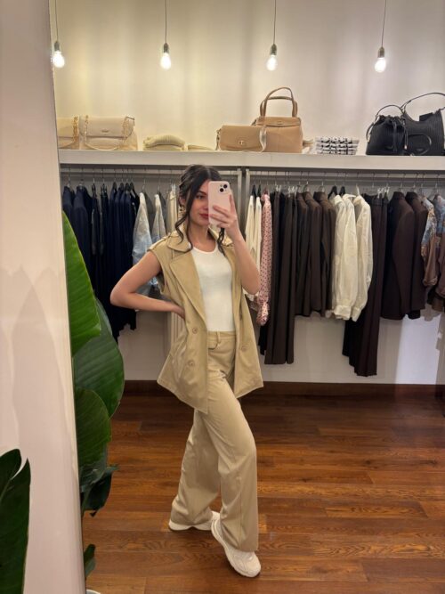 Pantalone in suede sabbia - immagine 3