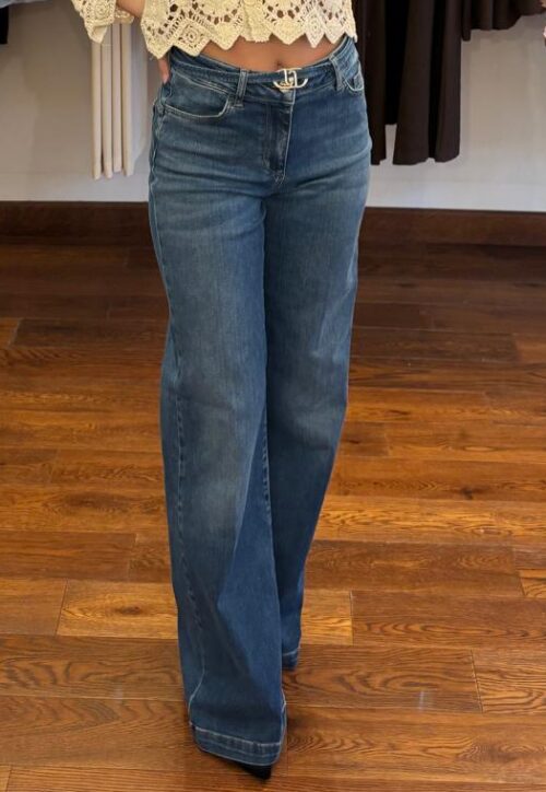 Jeans Liujo flare con cintura